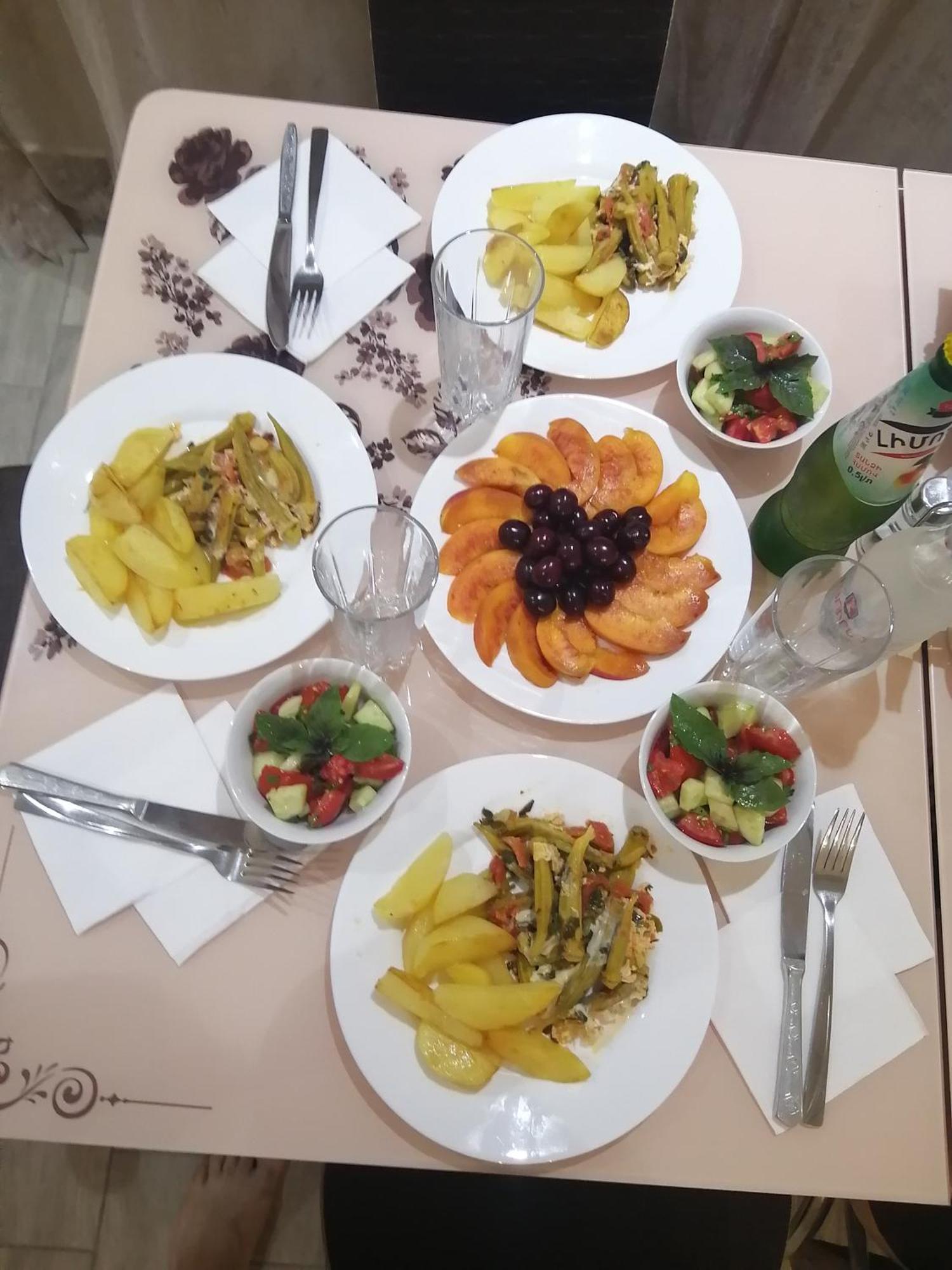Our House Bed & Breakfast Vagharshapat Bagian luar foto